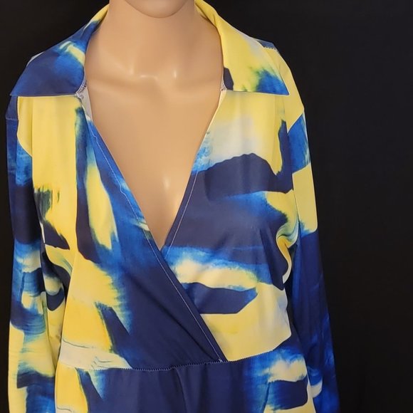 Abstract Dress - Picture 1 of 2